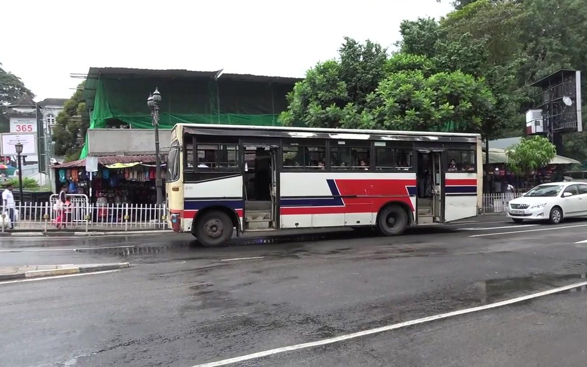 公共交通.斯里兰卡的公交车