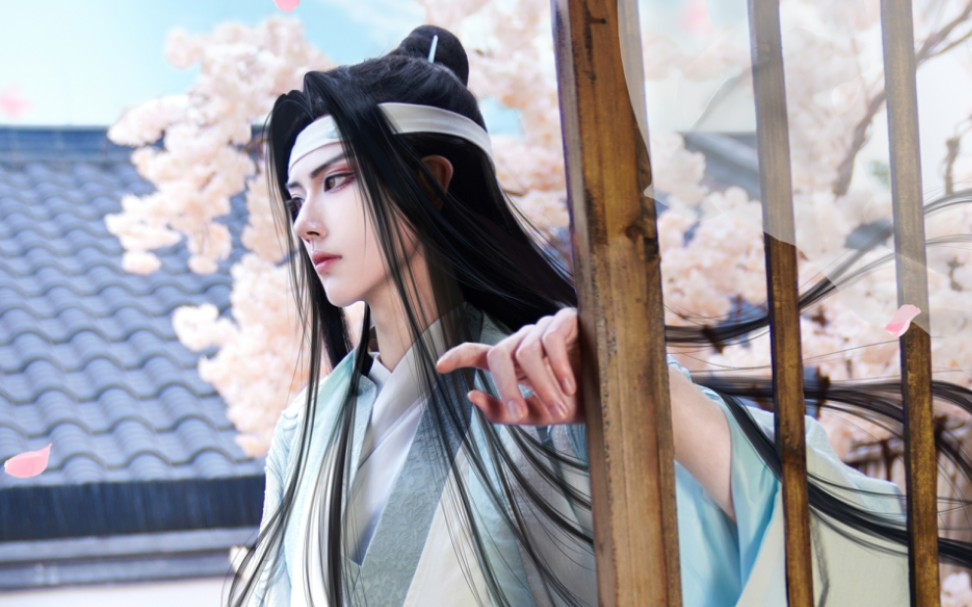 "让他哭,哭累了,拖进去."【泽光君|《魔道祖师》蓝忘机cos】