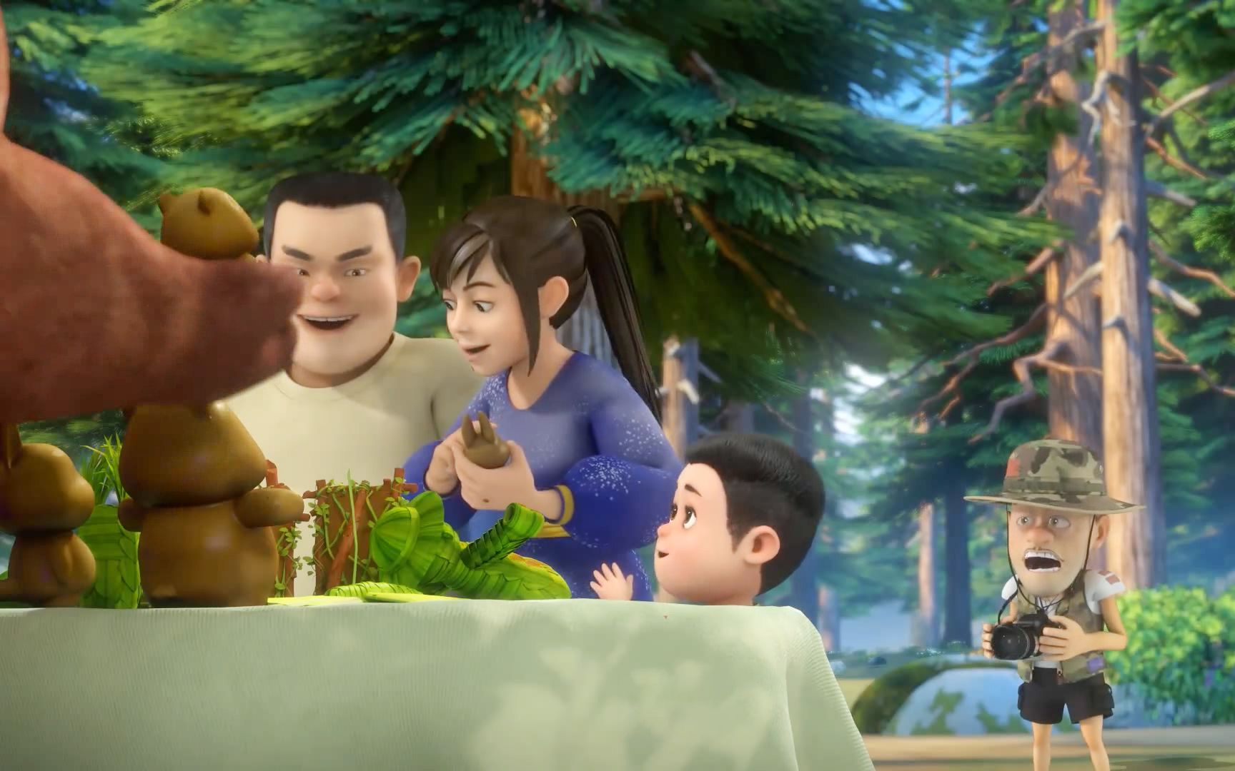 熊出没之探险日记2熊熊和光头强互抢生意创意相片惹人爱