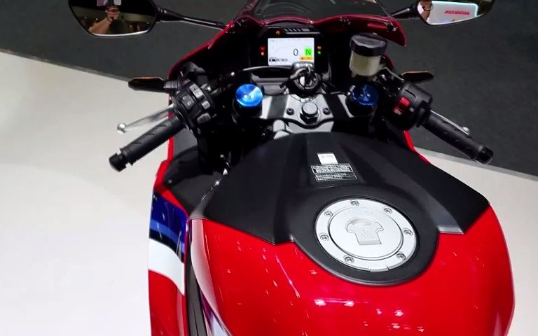 2022款本田CBR600RR摩托车,史上最强!哔哩哔哩bilibili