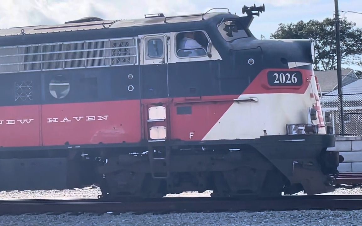 Cape Cod Central Railroad FL9 departs HTC for Railfan Day哔哩哔哩bilibili