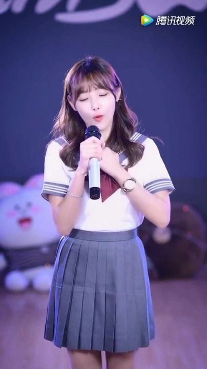 兔子牙繁星四月