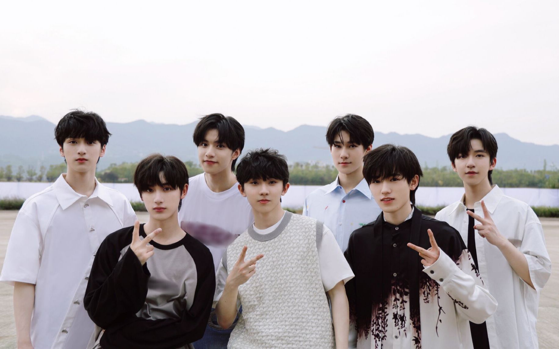 贺峻霖十八岁生日快乐