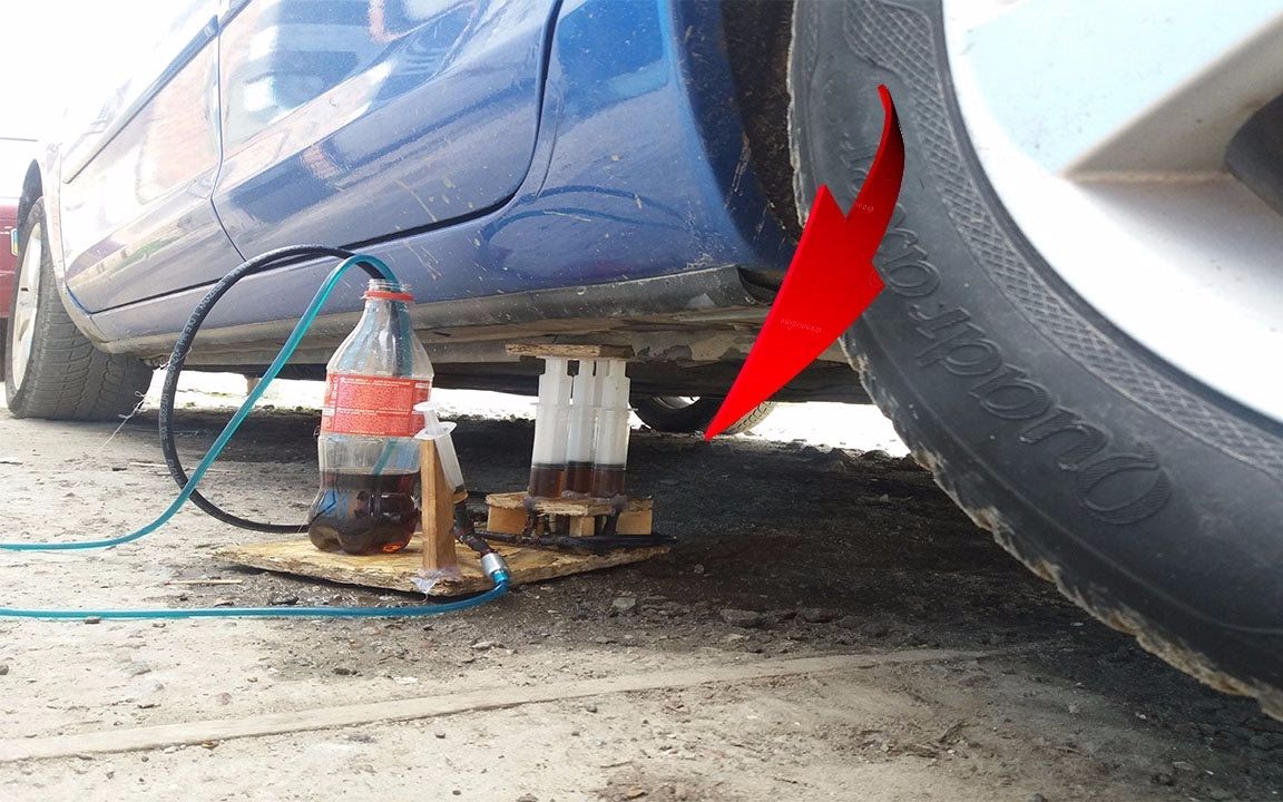 牛人用注射器制作千斤顶,加入可乐居然可以顶起汽车,太牛了