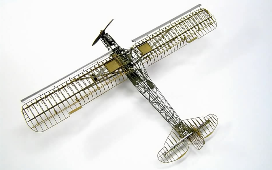 fieselerfi156storch鹳式侦察机骨架版