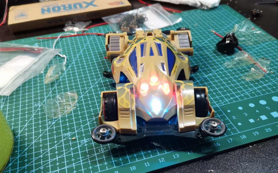 迷你四驱车 沙漠高林 加灯