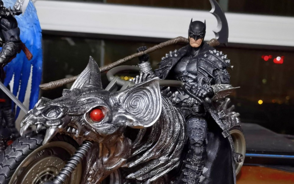 麦克法兰死亡金属蝙蝠侠 换头重涂搭配蝙蝠摩托重涂