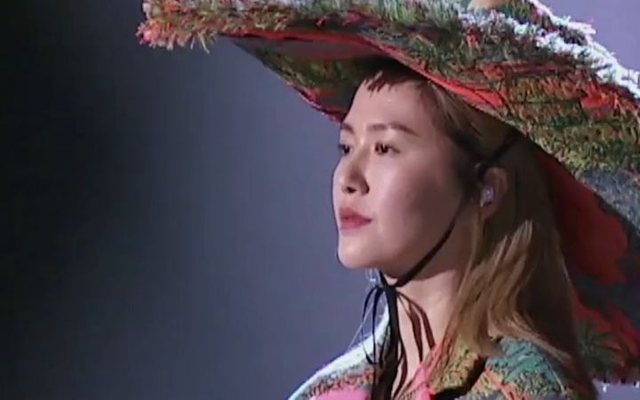 [图]谭维维 唱川江号子，直拍上线！柔情演绎 经典咏流传