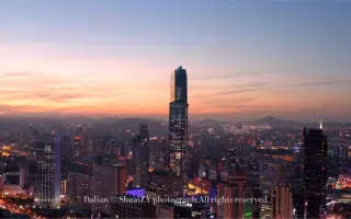 这里没有上海都市的繁华，也没有北京千年的历史，但却是东北振兴的曙光，这里是我的家乡大连#秒爱上大连#航拍