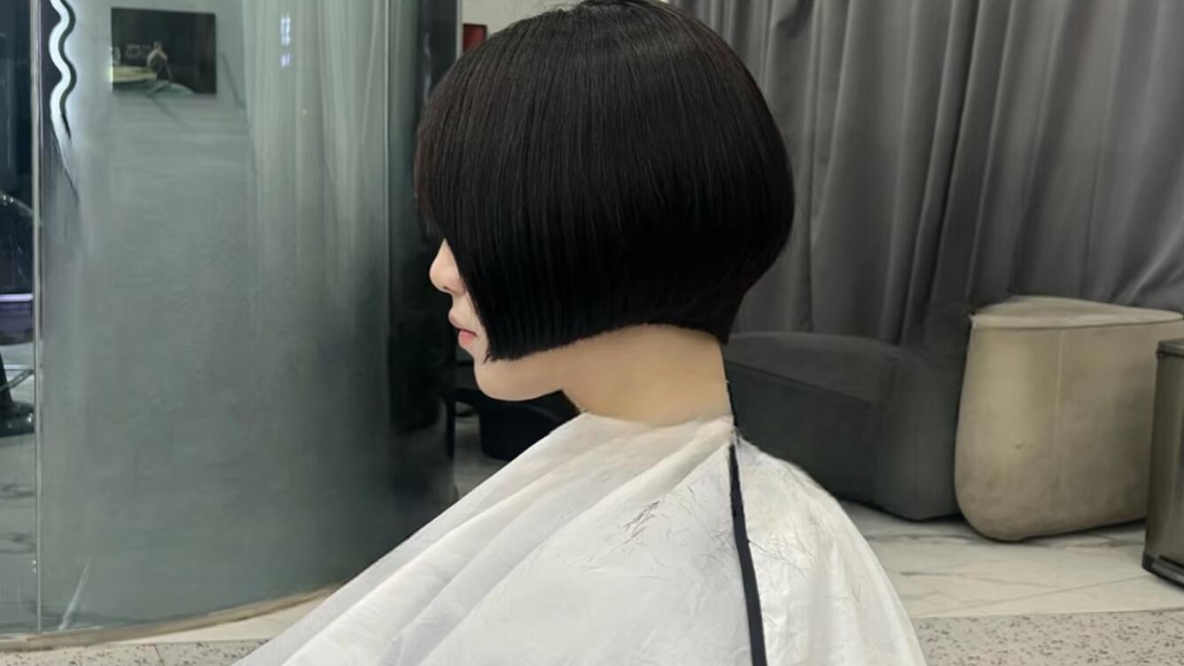 女生为了工作长发剪BOB头_哔哩哔哩_bilibili