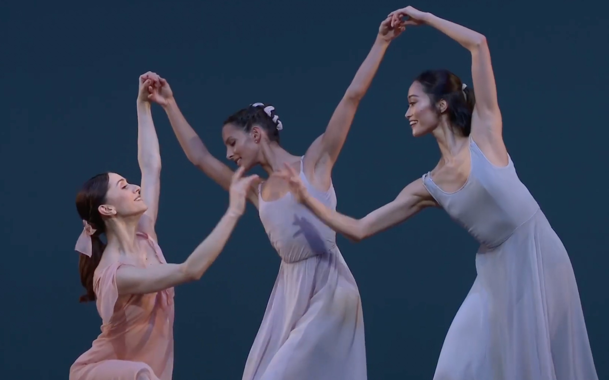 [图]【二十世纪芭蕾经典】Dances at a Gathering · Jerome Robbins