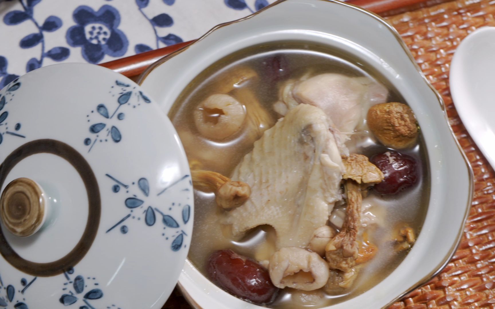 【姬松茸排骨汤的做法,姬松茸排骨汤的家常做法】美食杰菜谱做法大全