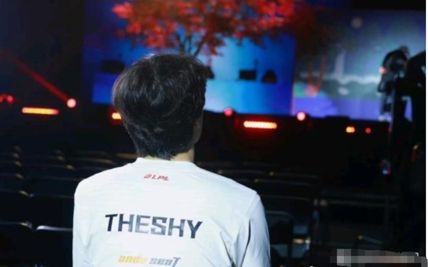 theshy遗憾落败宙斯,称是年龄原因.到底送姜菜了还是宙斯太强呢