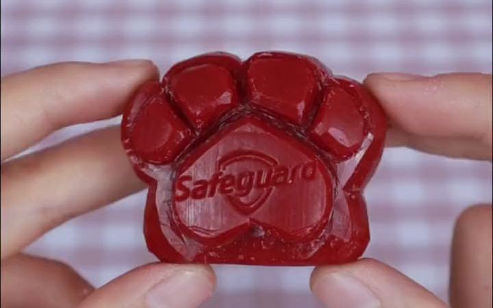 舒肤佳红石榴香皂雕刻软萌小爪爪,快来跟我学一学%%香皂雕刻