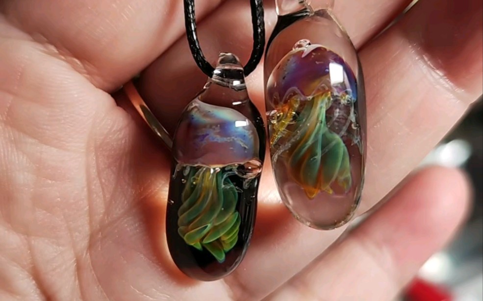 两个水晶小水母,小众吊坠