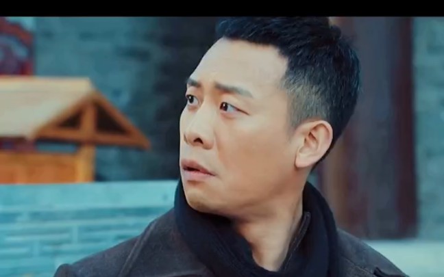 张译搞不定的男人 绝对是个迷……看一次笑一次 #光荣时代 #高分电影