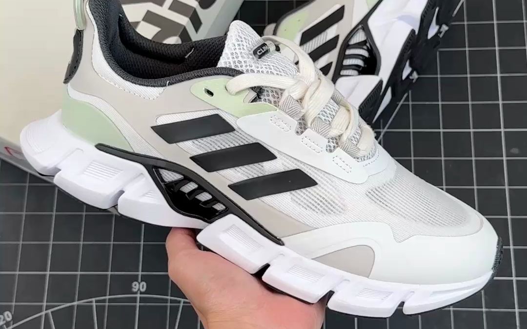 adidas climacool 清风高弹系列超轻量休闲运动慢跑鞋 米白绿