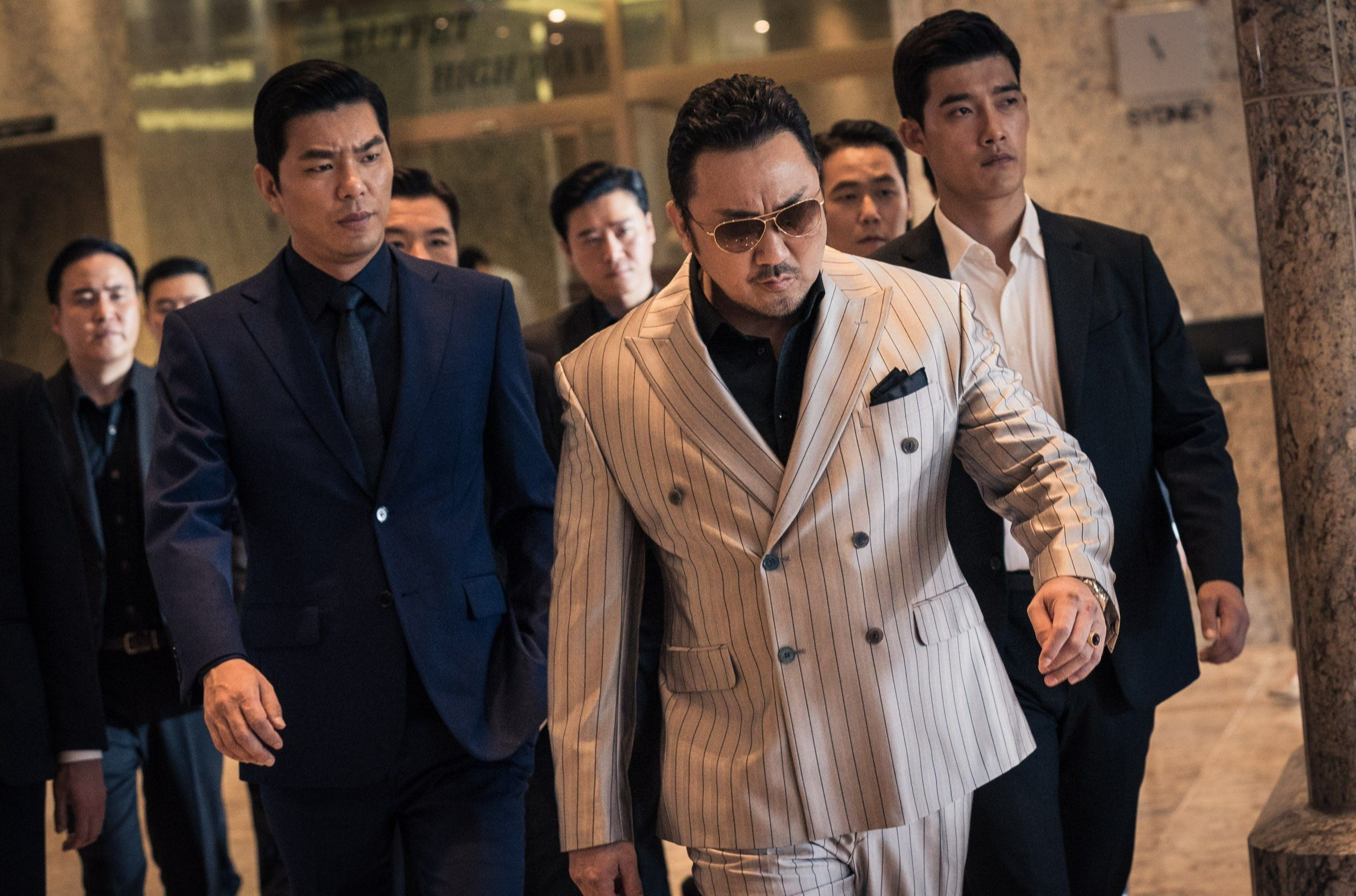 马东锡:我好不容做件好事,你竟敢坏我好事!