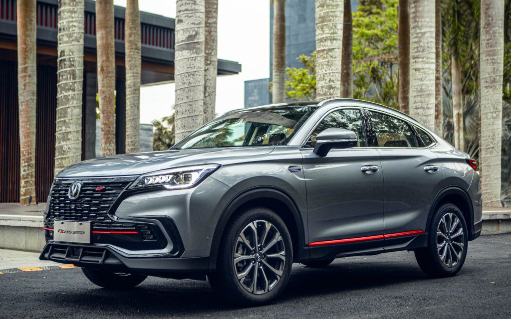 10万元级别高颜值suv 2021款长安cs85 coupe 车型配置解析_哔哩哔哩