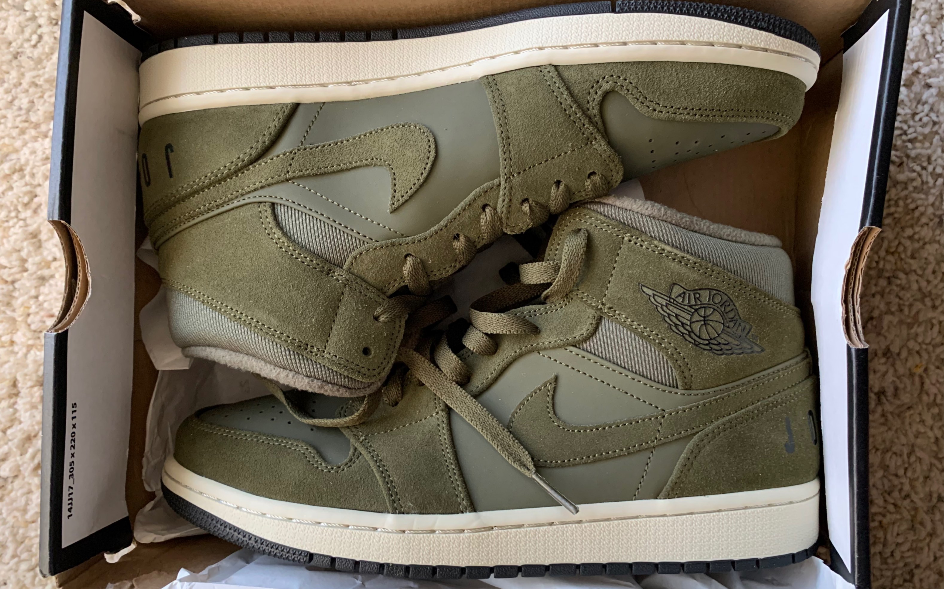 美国aj1乔1军绿中帮bq6579 300