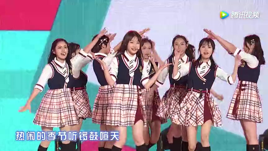 [图]【GNZ48】Team NIII - 说声新年好