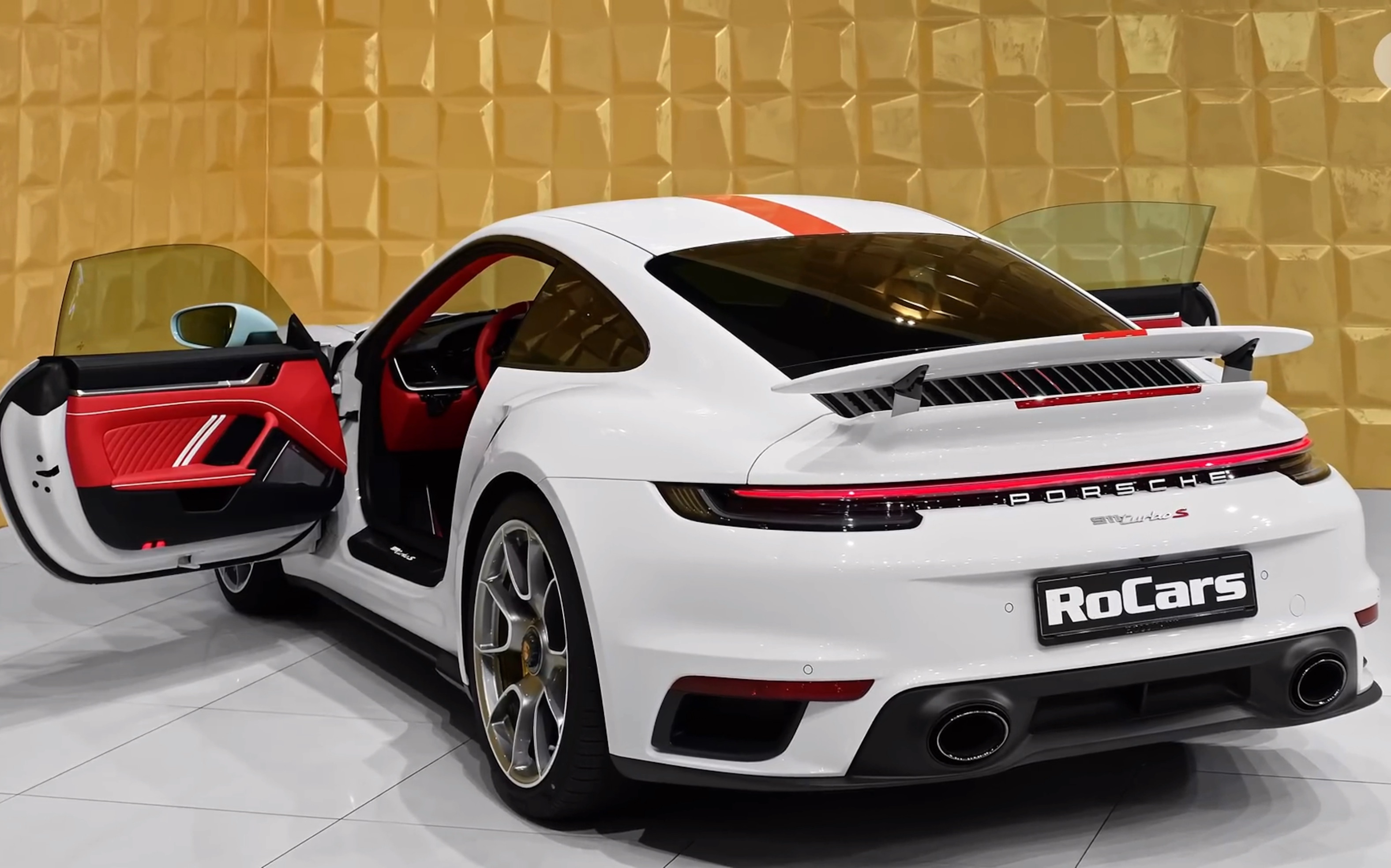 2021款 保时捷911turbo s 2.7秒破百,史上最强有多强?