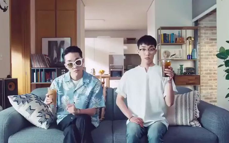 韩国广告李奈映 Zion T 东西食品 Maxim 夏季冰咖啡 广告哔哩哔哩bilibili