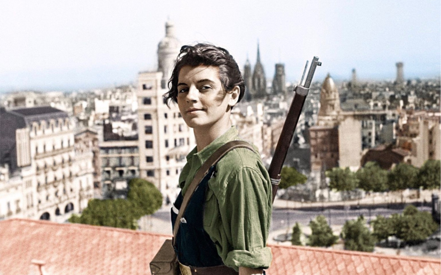 用测颜值网站给西班牙女战士marina ginestà测颜值_哔哩哔哩_bili