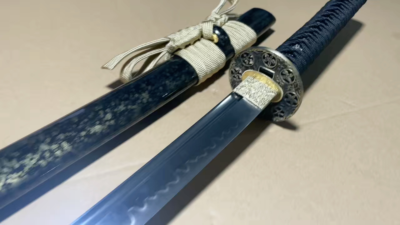 小五推荐 t10烧刃武士刀 8张