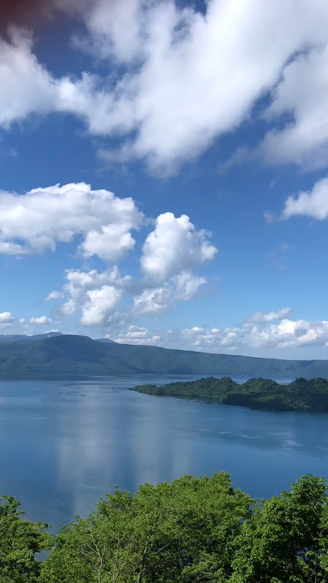 十和田湖奥入濑溪流酒店星野度假村!想去几次… 四季都不会厌倦的地方