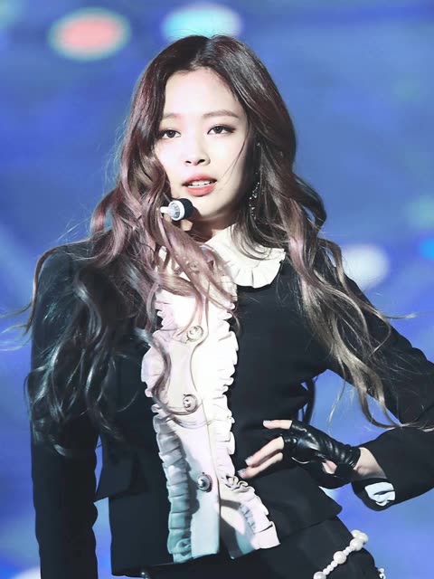jennie直拍