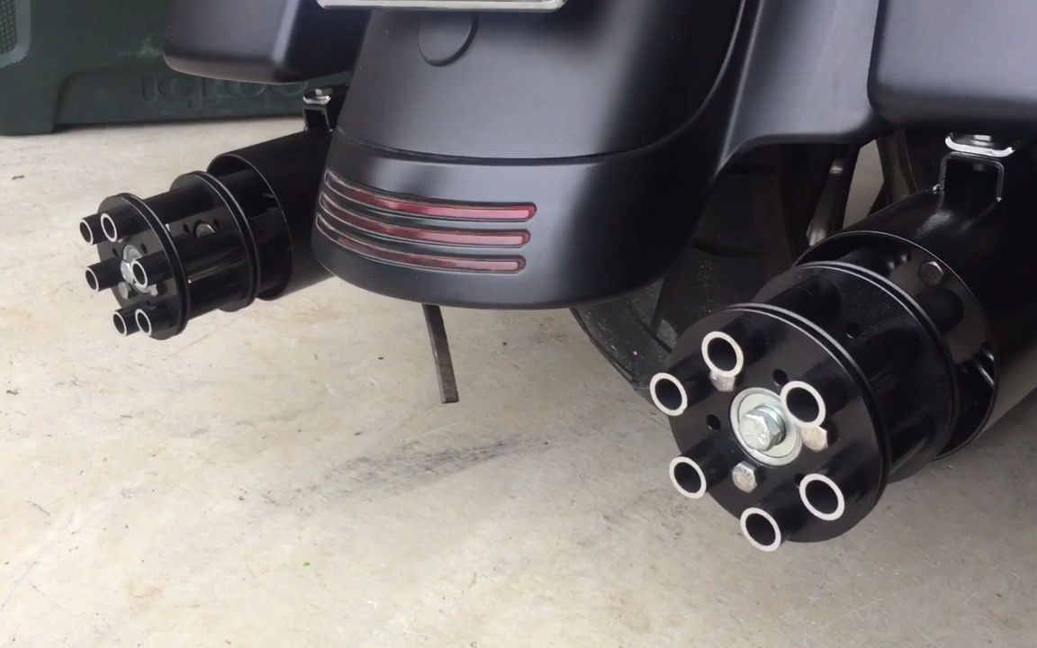 搬运哈雷大道滑翔改装加特林排气筒