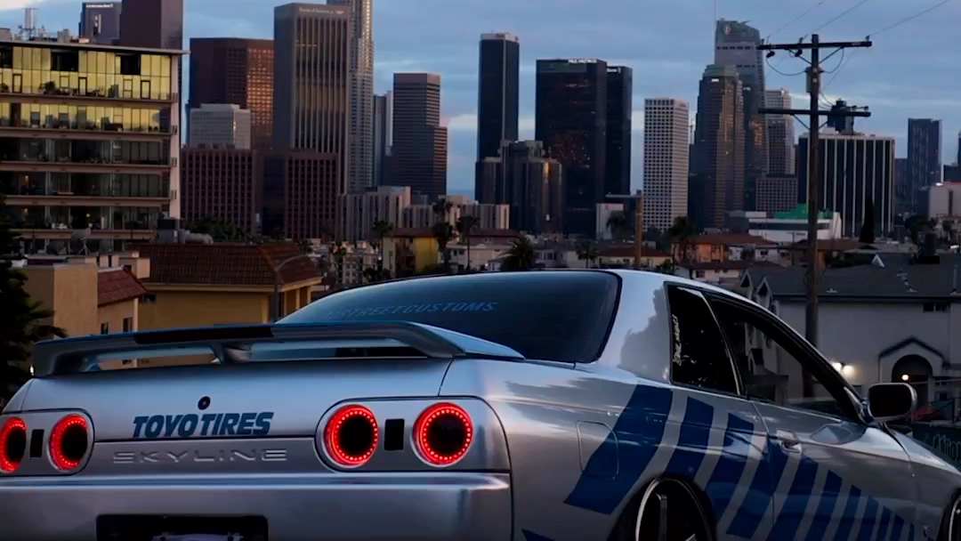 保罗同款涂装r32