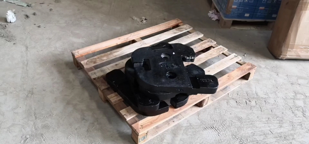 山东东方红拖拉机原厂lx1504前50公斤配重