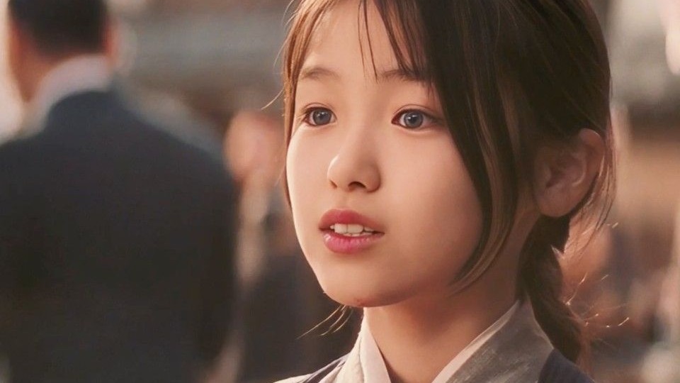 一镜到底看尽大后寿寿花颜值变化,你觉得小千代长歪了吗?