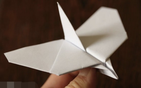 【教程】教你折一架经典翠鸟纸飞机_哔哩哔哩_bilibili