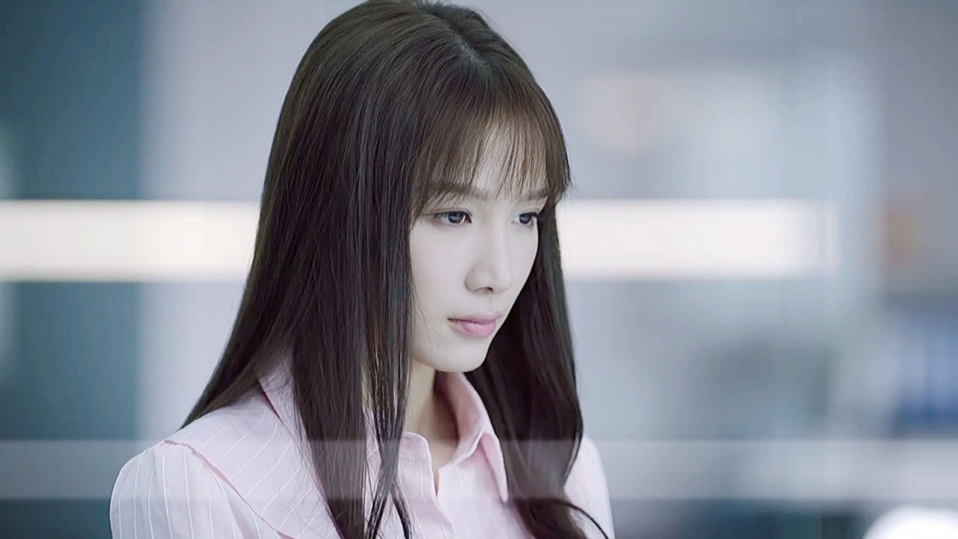 章小鱼第一天上班就遇到强劲对手