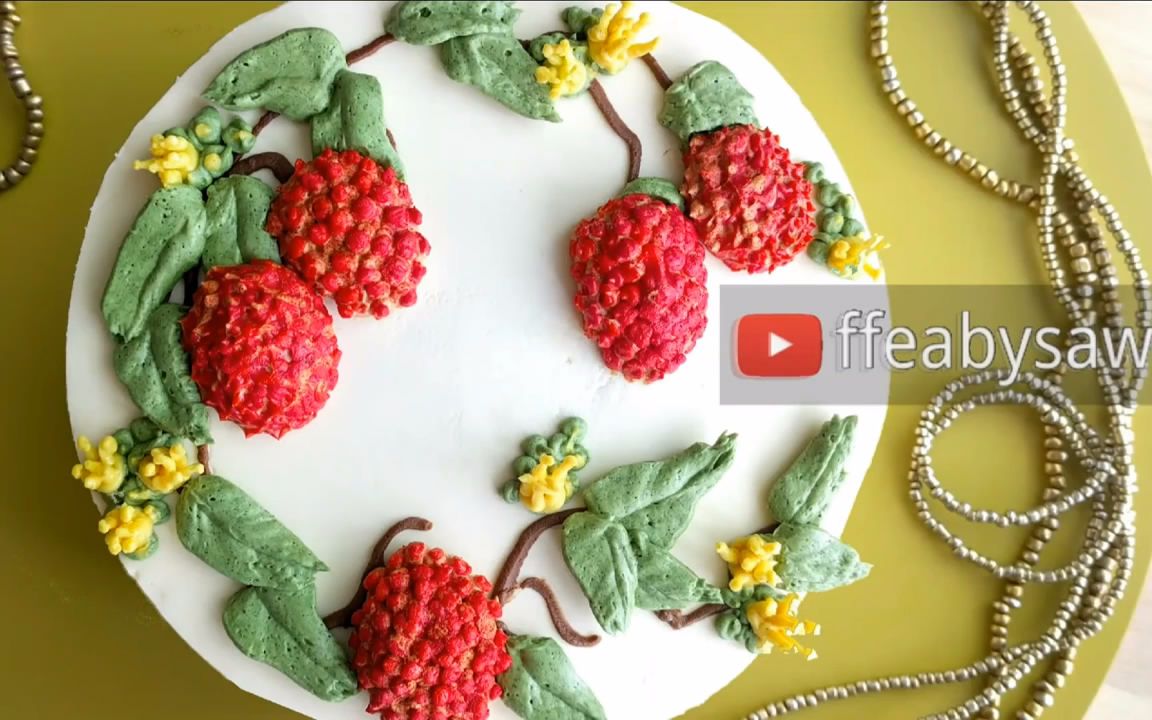 【蛋糕装饰教程收集】荔枝果实和花花环蛋糕-奶油霜裱花教程