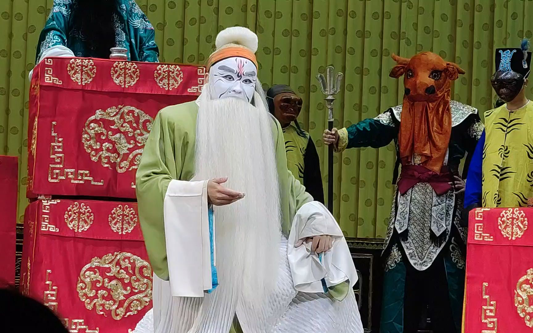 孟宪腾 《审潘洪》"潘仁美跪殿脚一言告禀"