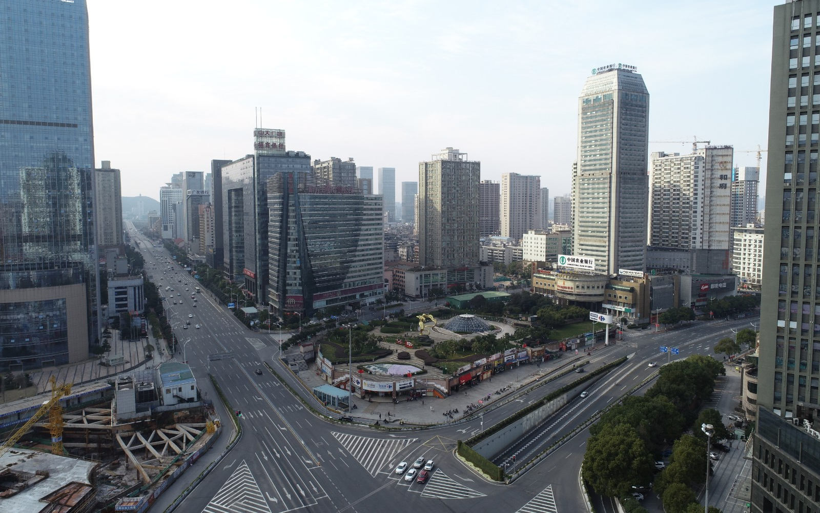 【第一视角】骑车实拍长沙五一路,芙蓉中路,湖南省博物馆等_哔哩哔哩_