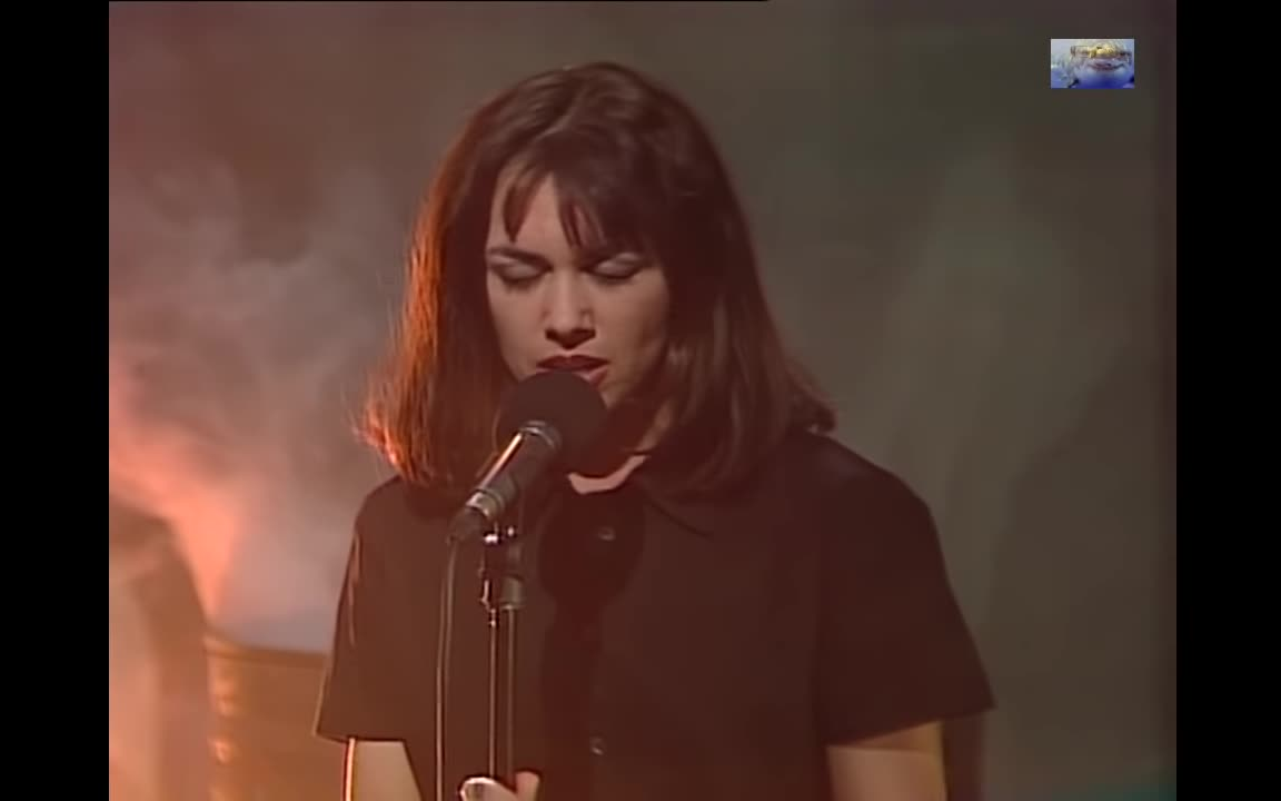 [图]Susanna Hoffs - Eternal flame (Live NRK Wiese 1996)