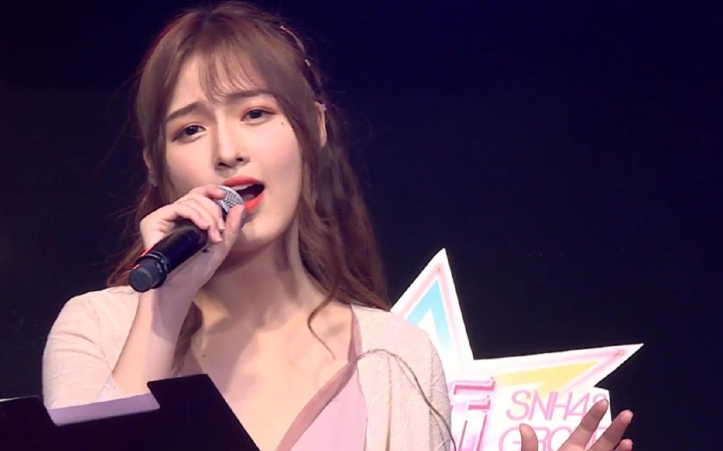 【双语字幕】【bej48】黄恩茹翻唱《歌剧魅影》