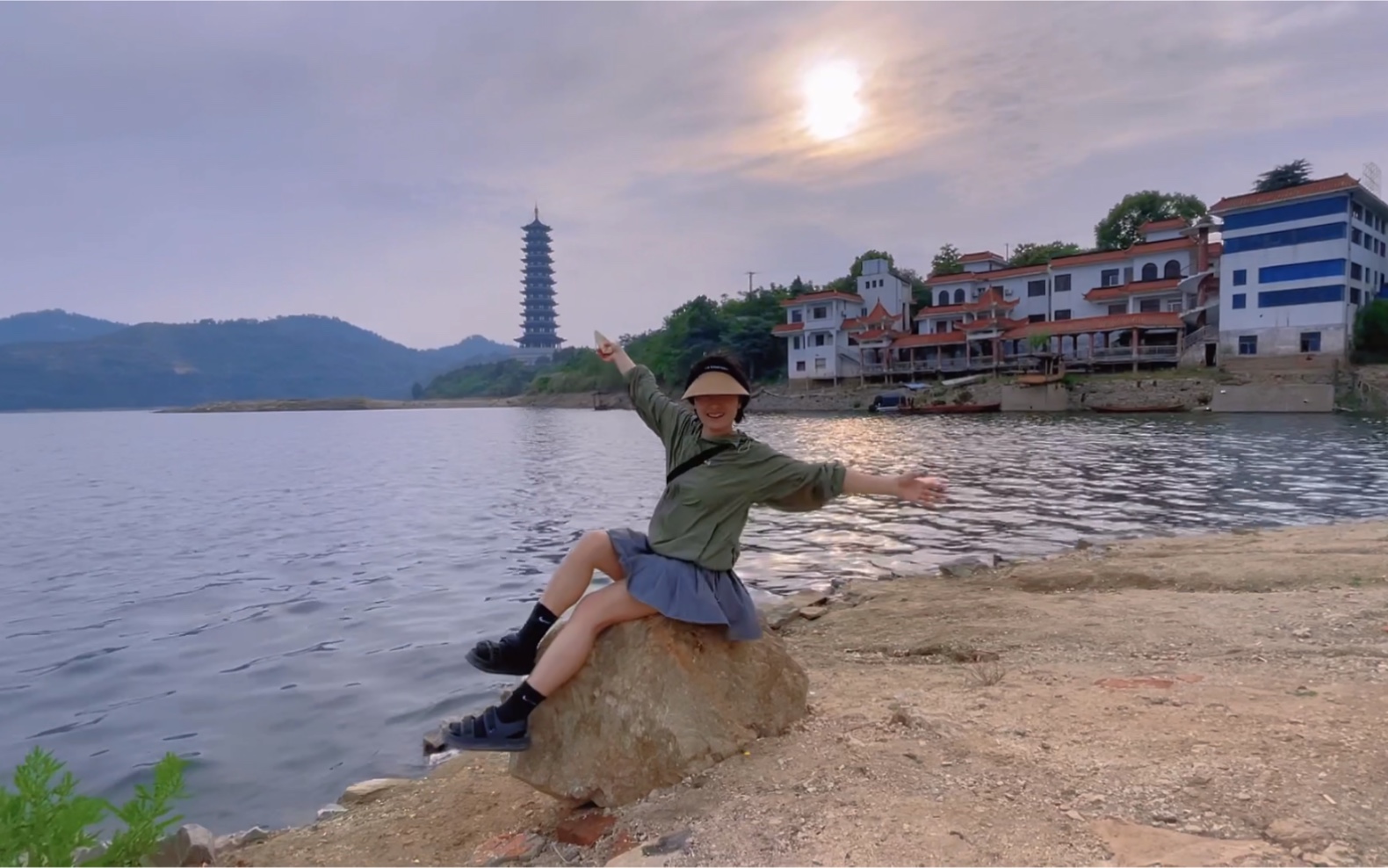 问津书院门前打桑葚,道观河边摸黑鱼,新洲红色旅游路线.