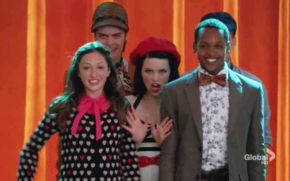 [图]【Glee】Anything Goes & Anything You Can Do - 欢乐合唱团.Glee.S03E01