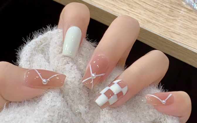 夏日ins风棋盘格美甲 简约高级#超好看的美甲#仙女必备#美甲款式推荐