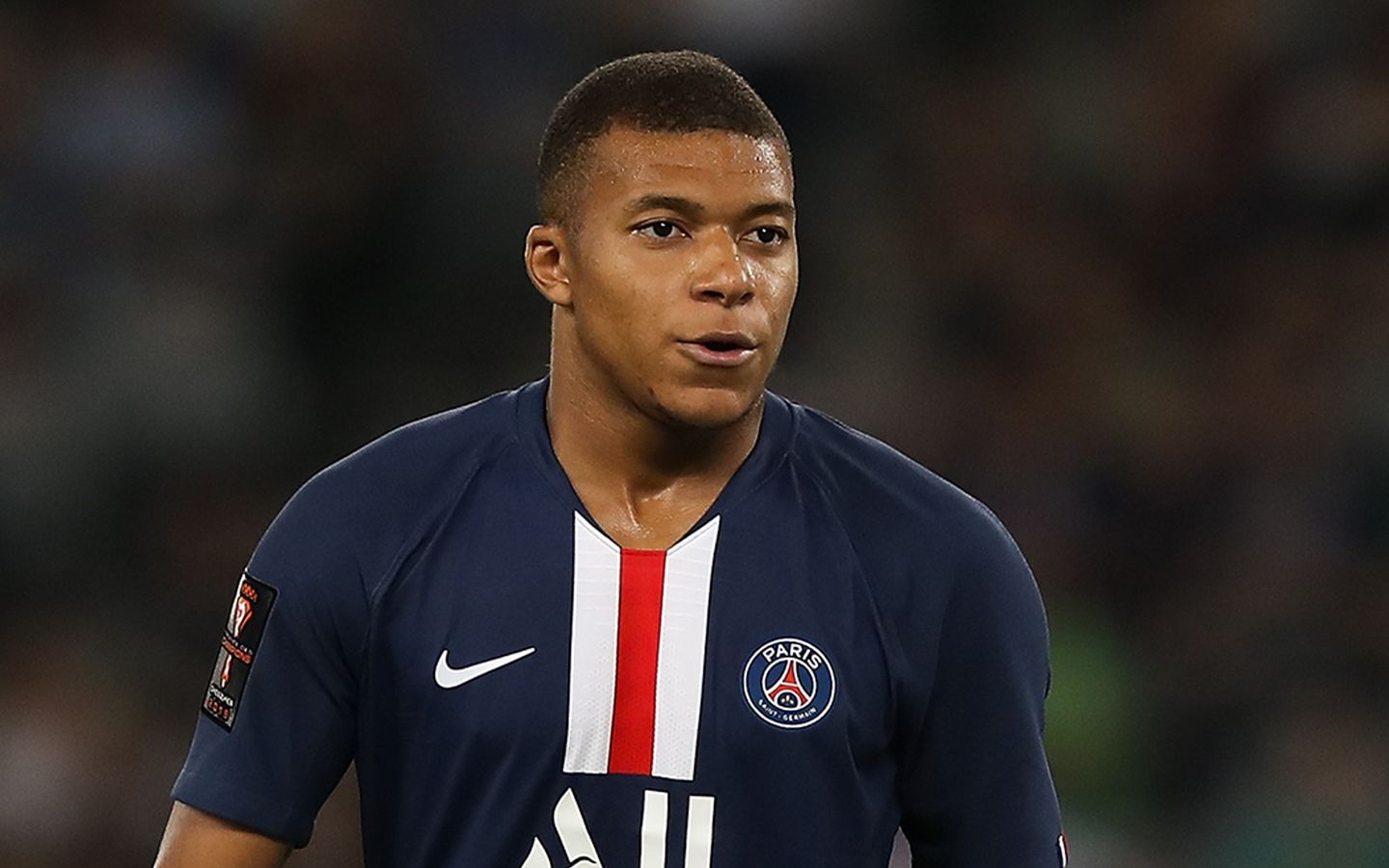 姆巴佩攻下盘得手