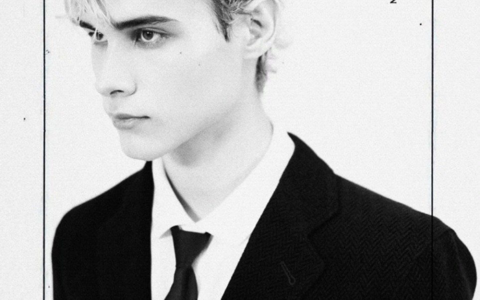 国际顶流·想下班的利路修来啦,油头男子原来如此美