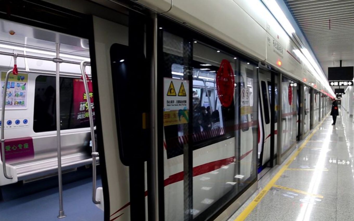 宁波地铁宁波地铁2号线新老关门声对比斯柯达牵引新车出站