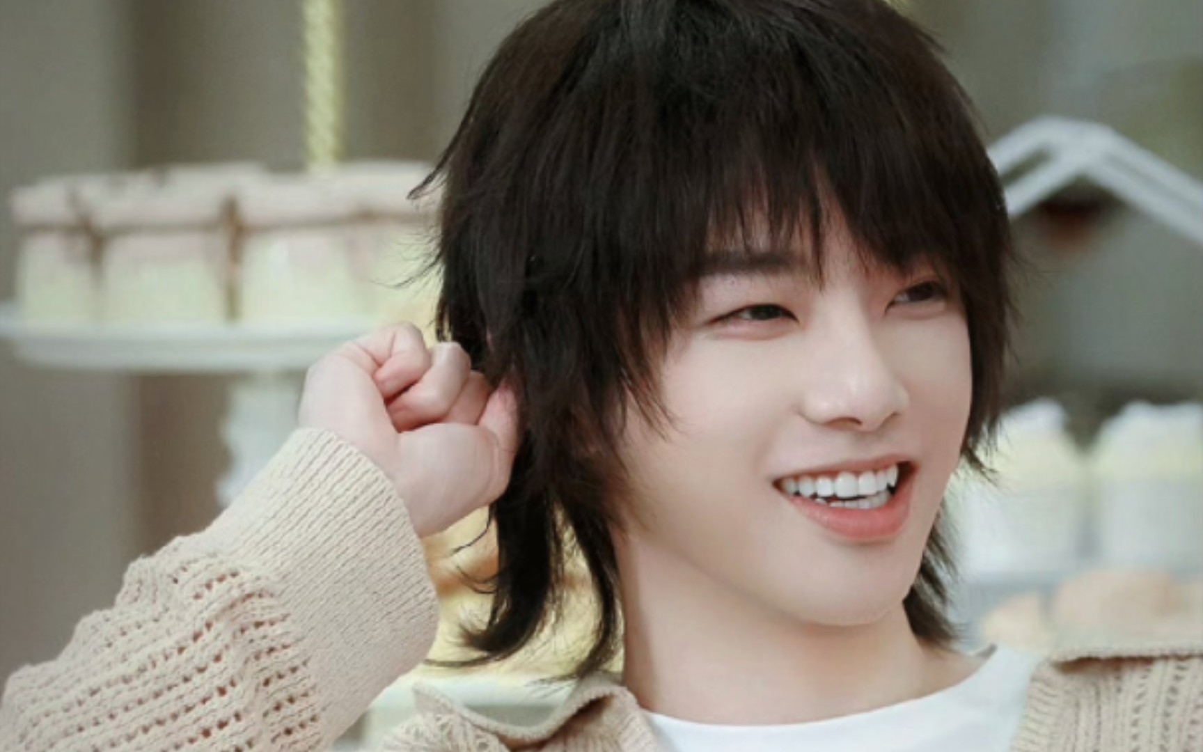 华晨宇水仙剧卷飒错位1