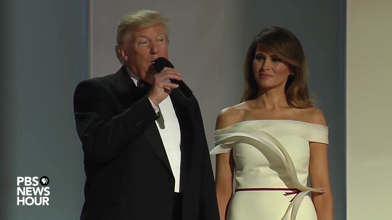 [图]President Donald Trump and First Lady Melania Trump dance at the Liberty Ball